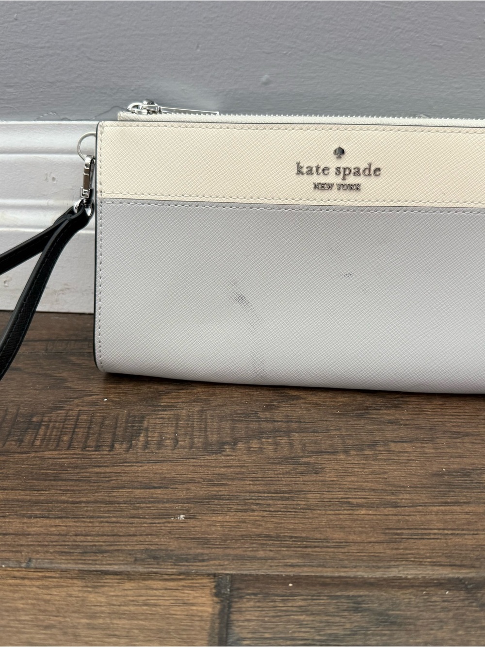 kate spade Two-Tone Cream & White Wristlet Clutch